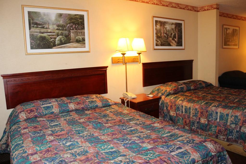 Magnolia Bay Hotel & Suites Jonesboro Εξωτερικό φωτογραφία