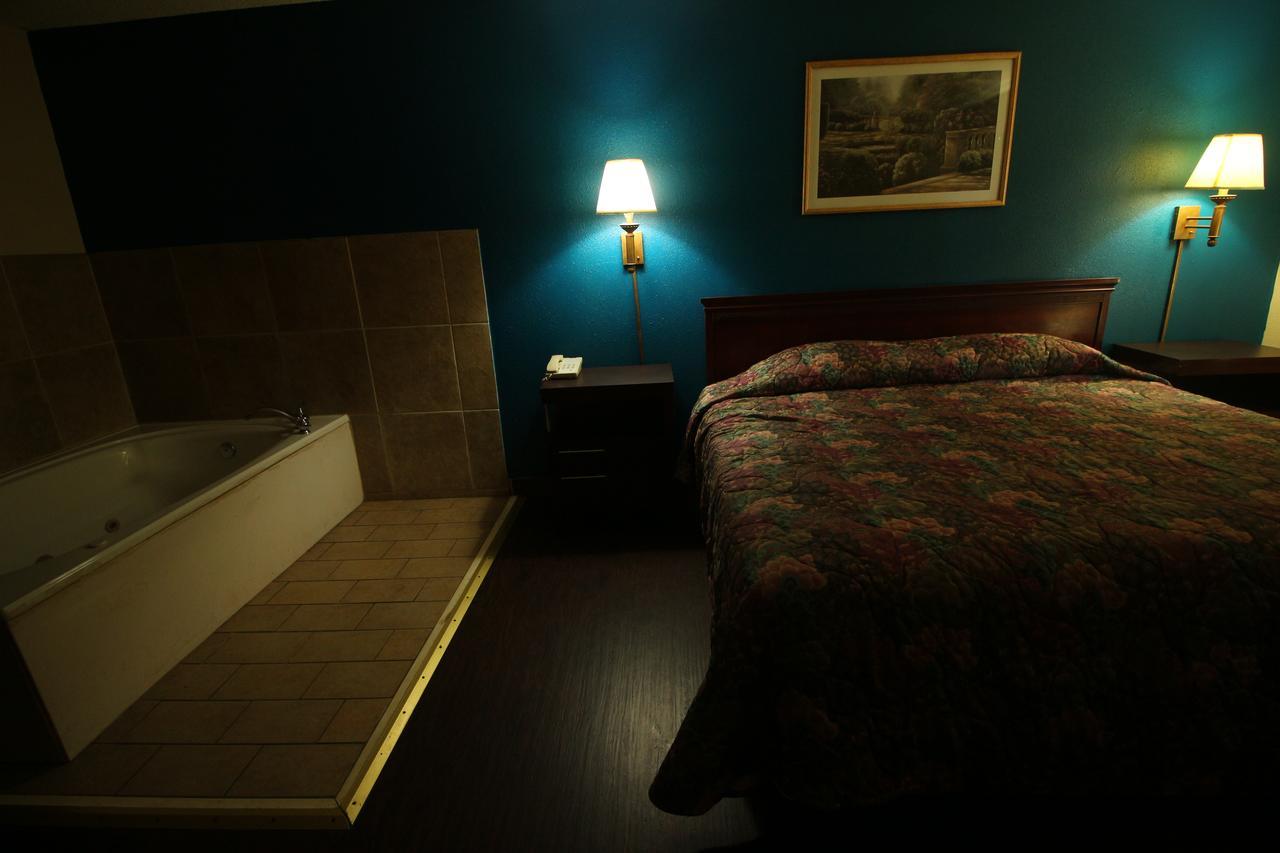 Magnolia Bay Hotel & Suites Jonesboro Εξωτερικό φωτογραφία
