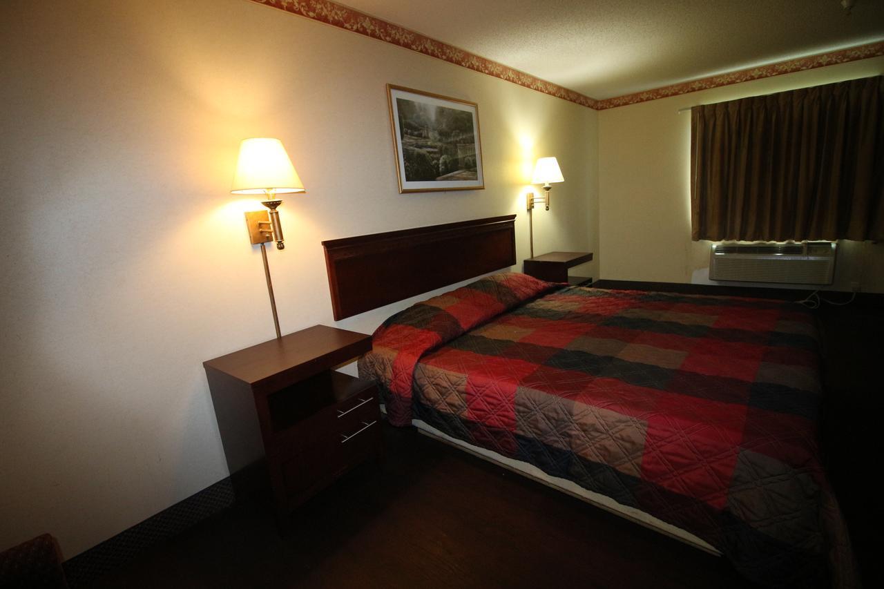 Magnolia Bay Hotel & Suites Jonesboro Εξωτερικό φωτογραφία