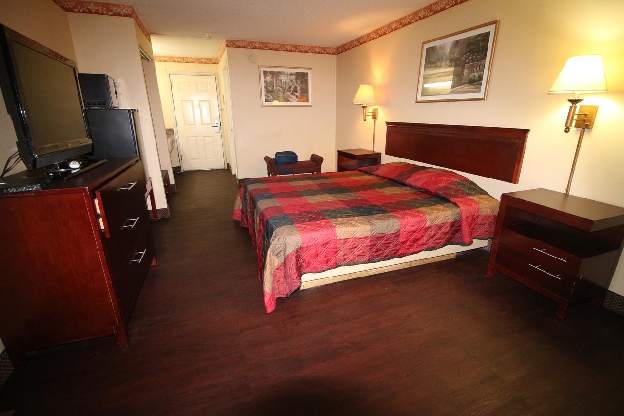 Magnolia Bay Hotel & Suites Jonesboro Εξωτερικό φωτογραφία