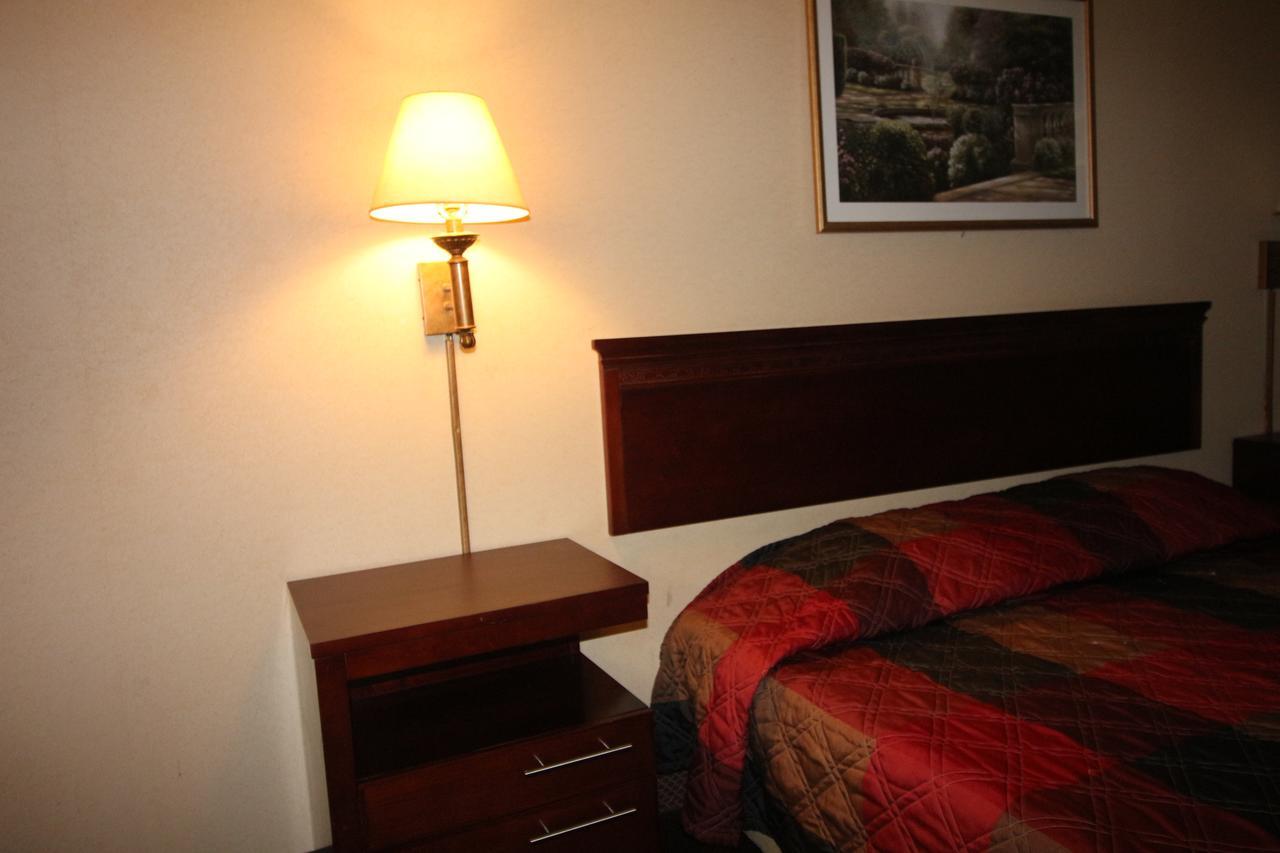 Magnolia Bay Hotel & Suites Jonesboro Εξωτερικό φωτογραφία