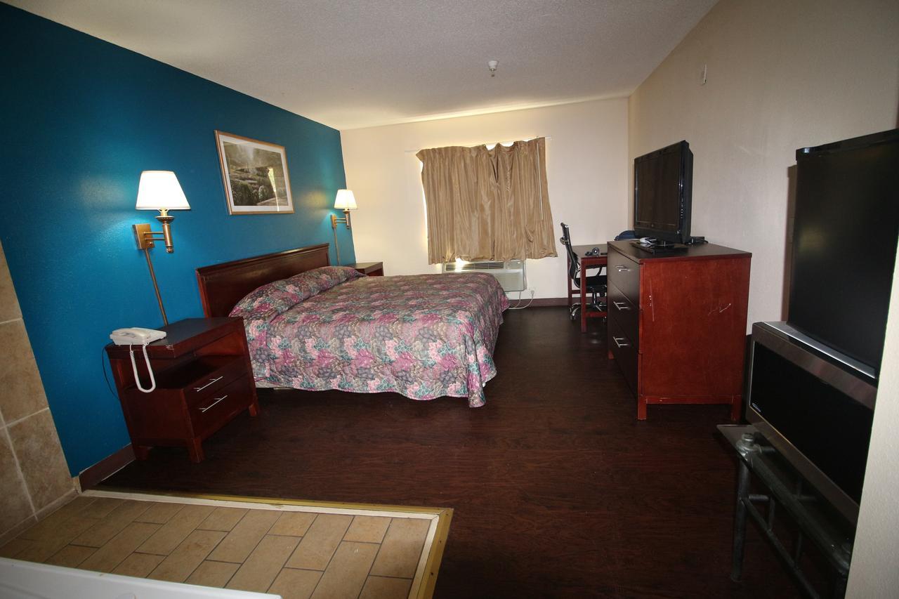Magnolia Bay Hotel & Suites Jonesboro Εξωτερικό φωτογραφία